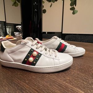 Authentic Gucci Sneakers Women